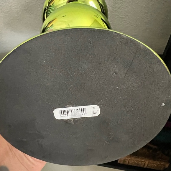 Bath and Bodyworks Elegant Green 3-wick Candle Holder - Picture 6 of 7